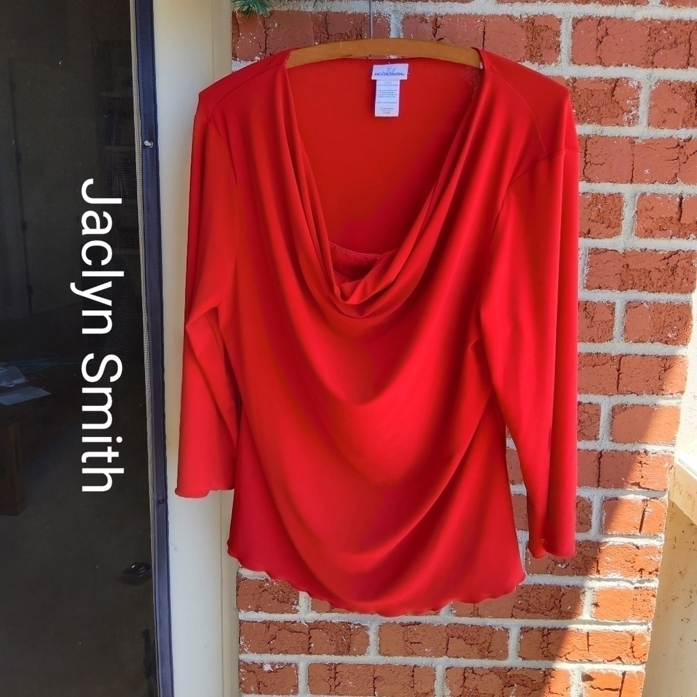 💚💜💙💛  Like New. Jacklyn Smith Beautiful Blouse XL. Red